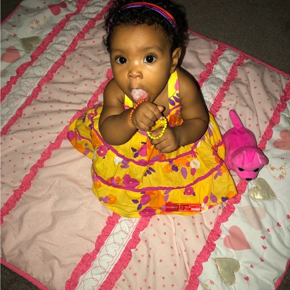 It’s For The Little Divas, jewelry and bags all the accessories you need show!!👛 - Picture 8 of 16